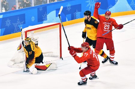 Отдал Овечкина! Капризов забил важный гол в НХЛ и прыгнул на стекло