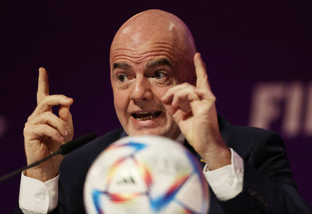 Не в соответствии с законодательством, а по понятиям. FIFA раздает судьям назначения на ЧМ как «чупа-чупсы»