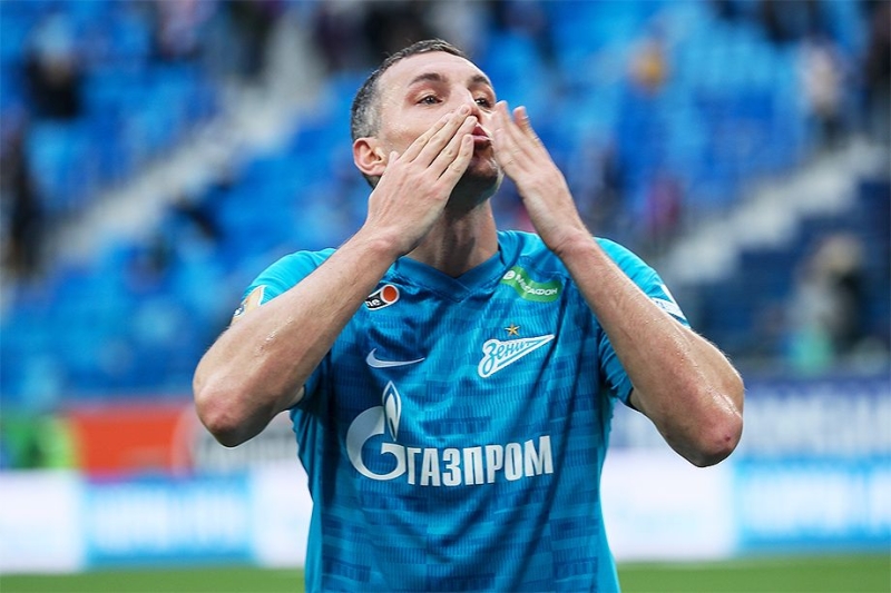 Дзюба хотел навредить «Зениту» в Кубке России. Но уникальный трансфер не состоялся