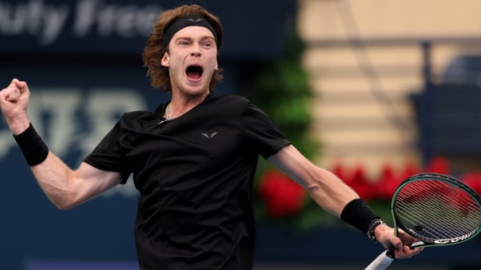 andrejrublevvyshelvpolufinaltennisnogoturniravdubae2559f87 Новости СПОРТА свежие события спорта Футбол Хоккей Теннис ММА