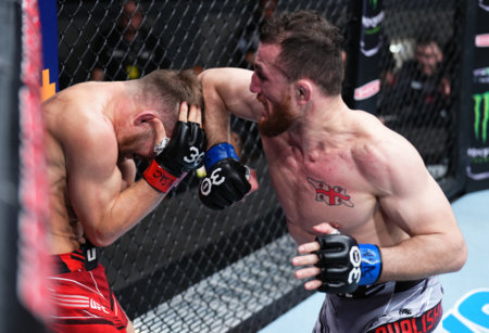 Не подвиг, а жадность. Пётр Ян согласился на избиение в UFC ради огромных денег?