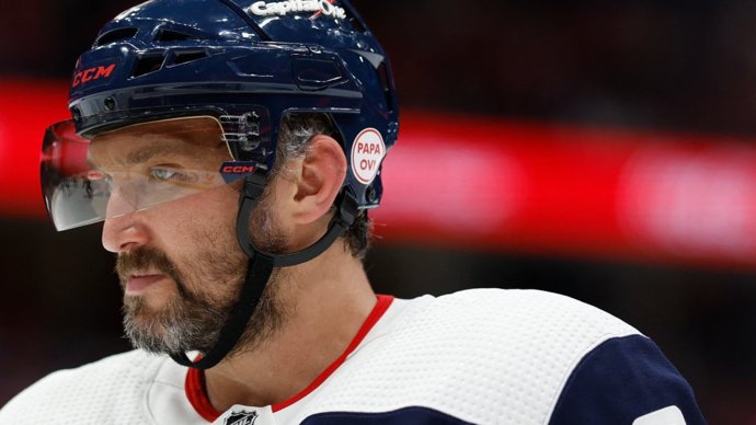 ovechkindogonjaetgretckisemimilnymishagaminovashingtonuegogolynepomogajutc4894ad Новости СПОРТА свежие события спорта Футбол Хоккей Теннис ММА