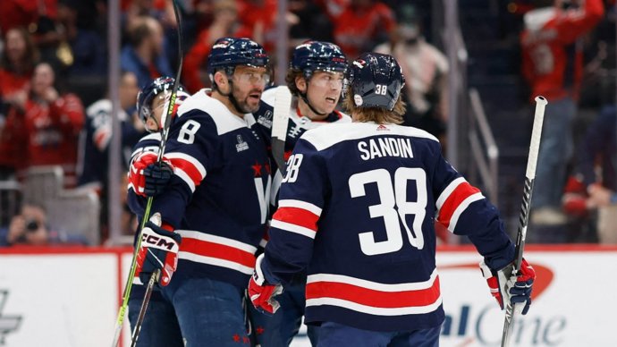 ovechkinslomalsopernikukljushkuipriblizilsjakrekordugretckivotetovozvrashheniea35d04e Новости СПОРТА свежие события спорта Футбол Хоккей Теннис ММА