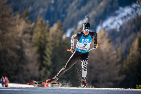 Спортсмен из Новой Зеландии разорвал норвежцев на чемпионате мира. Там вообще есть биатлон?