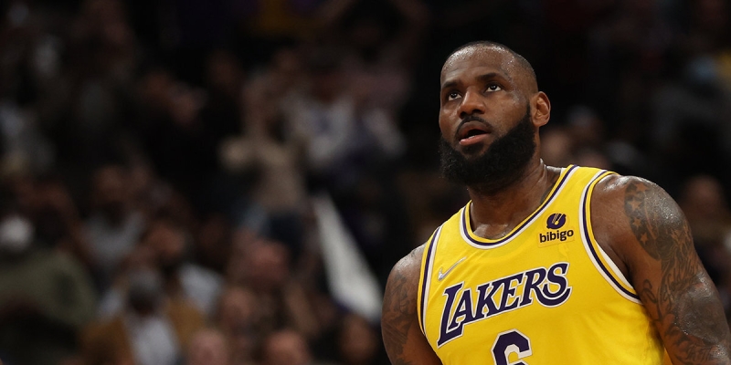 lebrondzhejmsnameknulchtomozhetzavershitkarerud538629 Новости СПОРТА свежие события спорта Футбол Хоккей Теннис ММА