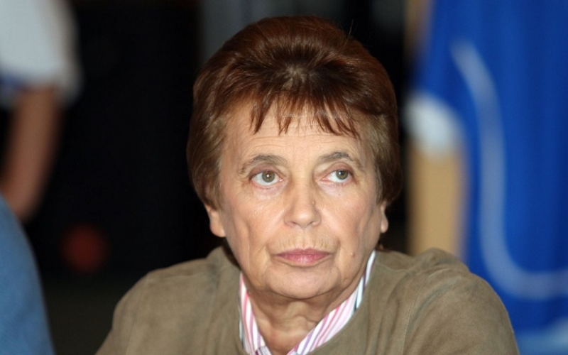 itogichetvertfinalovuimbldonavodinochnomrazrjadevintervjukorrespondentuportalagotennisrupodvelapervajasovetskajauchastnicabritanskfb09ce4 Новости СПОРТА свежие события спорта Футбол Хоккей Теннис ММА