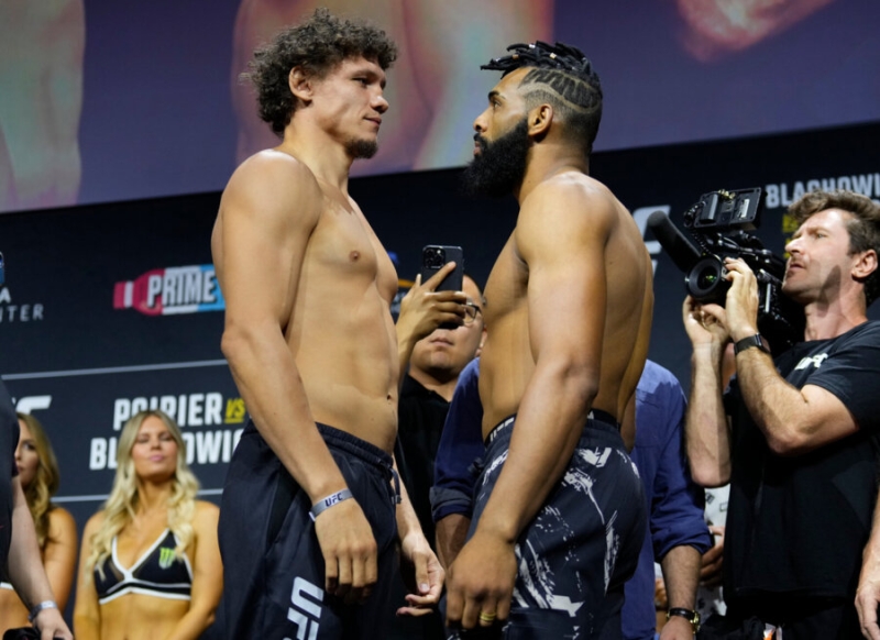 Крутая победа российского бойца в UFC. Уничтожил соперника ударом в челюсть