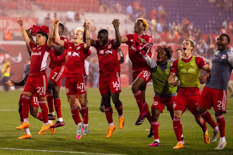 4 топ-матча пятницы: яркий старт 3-го тура РПЛ и Суперкубок Нидерландов