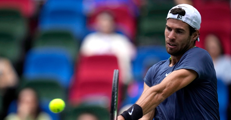 hachanovobygralserbaderevovtoromkrugetennisnogomastersavparizhe447c00d Новости СПОРТА свежие события спорта Футбол Хоккей Теннис ММА