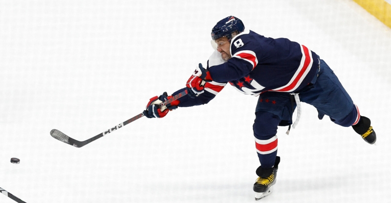 ovechkinalishilivazhnogogolavpogonezagretckisudiokazalisbezzhalostny0f064e7 Новости СПОРТА свежие события спорта Футбол Хоккей Теннис ММА