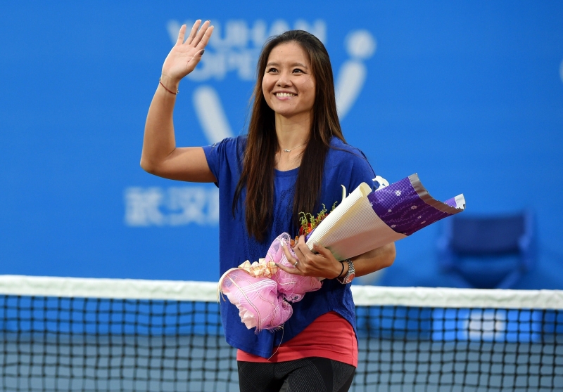 Сегодня 42-й день рождения отмечает китайская теннисистка Ли На. ﻿Редакция Портала GoTennis.ru поздравляет спортсменку с праздником, желает ей крепкого здоровья и успехов в личной жизни и профессиональной деятельности.

