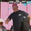 devushkaotverglapredlozheniebojcammaozamuzhestveinaglazahzritelejobvinilaegovizmene56cc64d Новости СПОРТА свежие события спорта Футбол Хоккей Теннис ММА