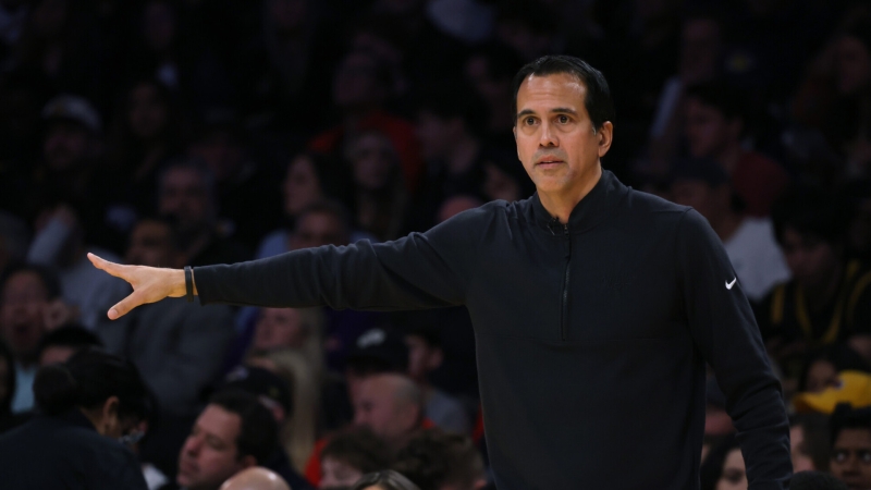 etobylaunizitelnajaserijaglavnyjtrenermajamiorekordnomporazheniivplejoffnba2dc50bd Новости СПОРТА свежие события спорта Футбол Хоккей Теннис ММА