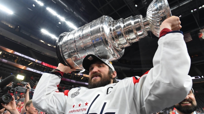 ovechkinsamoeglavnoedljanasvyigrateshheodinkubokstenlidelonevrekorde85aa7ad Новости СПОРТА свежие события спорта Футбол Хоккей Теннис ММА