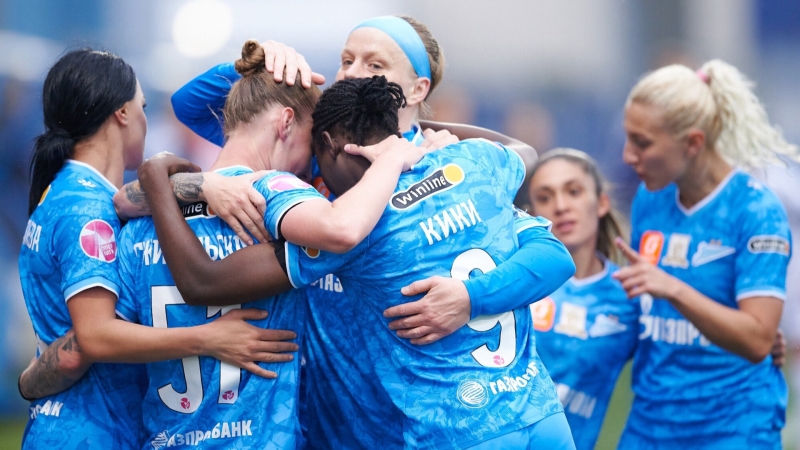 futbolistkizenitaobygralidinamovmatchesuperligi56a0054 Новости СПОРТА свежие события спорта Футбол Хоккей Теннис ММА