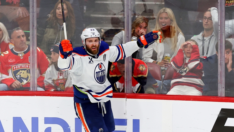 drajzatlstalrekordsmenompochislugolovvovertajmahvodnomplejoffnhl8714797 Новости СПОРТА свежие события спорта Футбол Хоккей Теннис ММА