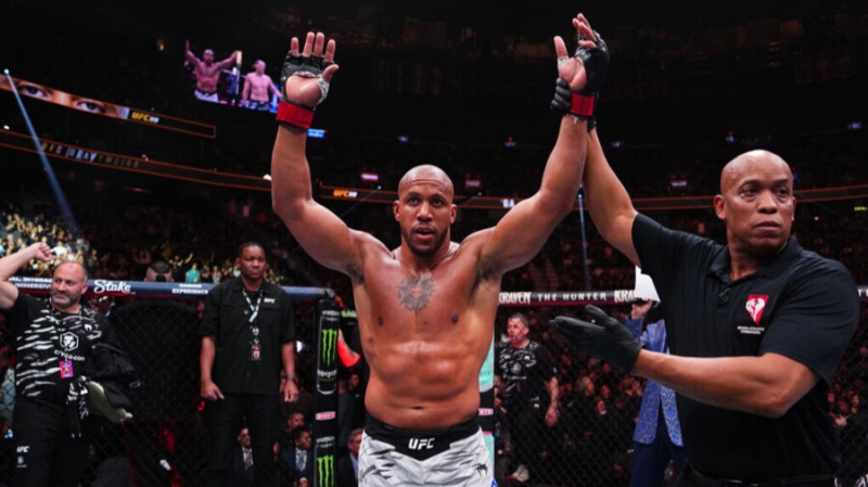Павлович отказался от важнейшего боя в UFC. И оказался на операционном столе