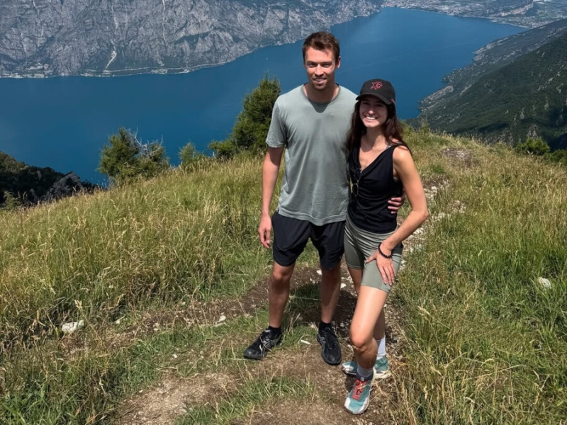 Бывшая звезда &laquo;Формулы-1&raquo; из России покорил красотку-модель. Квяту можно только позавидовать