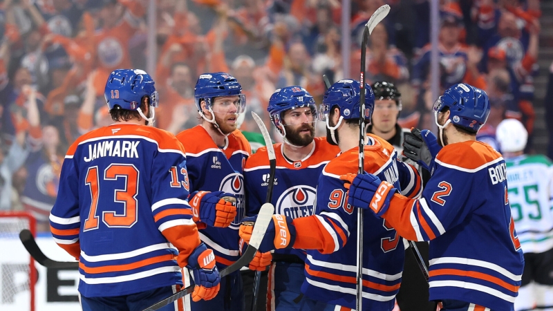 edmontonpereigralvinnipegvpredsezonnommatchenhl5b775f9 Новости СПОРТА свежие события спорта Футбол Хоккей Теннис ММА