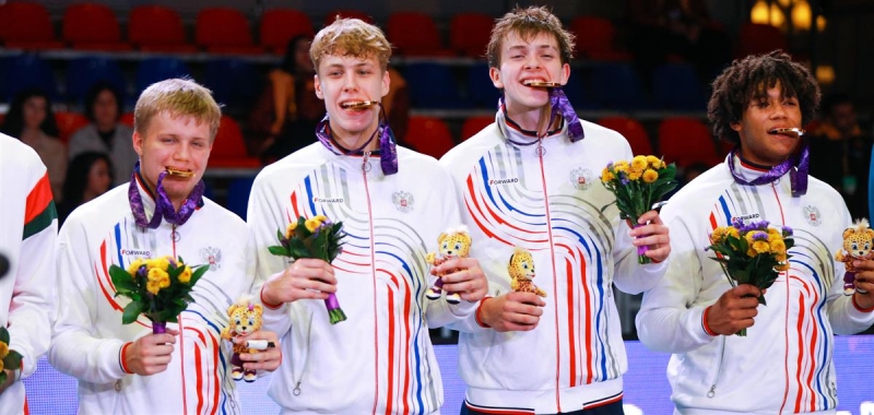 bezogovorochnoezolotojuniorov183ff09 Новости СПОРТА свежие события спорта Футбол Хоккей Теннис ММА