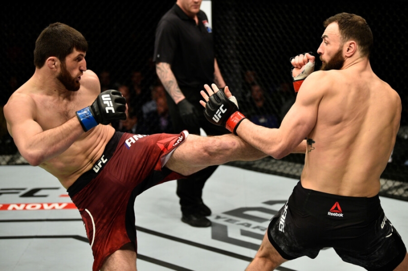 Россиянин Анкалаев сдался на последней секунде боя в UFC. Что это вообще было?