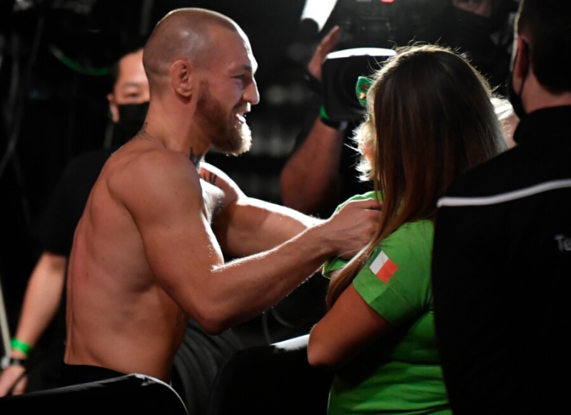 Макгрегор женится на&hellip; официантке. У невесты уже четверо детей