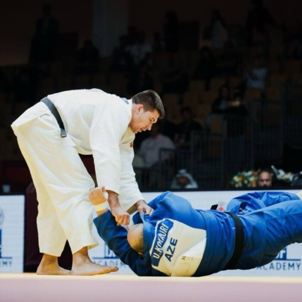 Взрослым спортсменам из России вернули флаг. Как давно мы этого ждали!