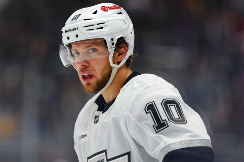 Хоть кто-то будет помогать Панарину? Россиянин отдувается за всю команду