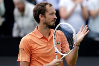medvedevproigralmajhshakuinesmogvyjtivfinaltennisnogoturniravniderlandah487755e Новости СПОРТА свежие события спорта Футбол Хоккей Теннис ММА