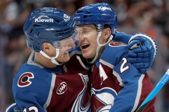 napadajushhijkoloradolandeskogpervymvistoriipoluchilpremiimesseimastertona36845dd Новости СПОРТА свежие события спорта Футбол Хоккей Теннис ММА