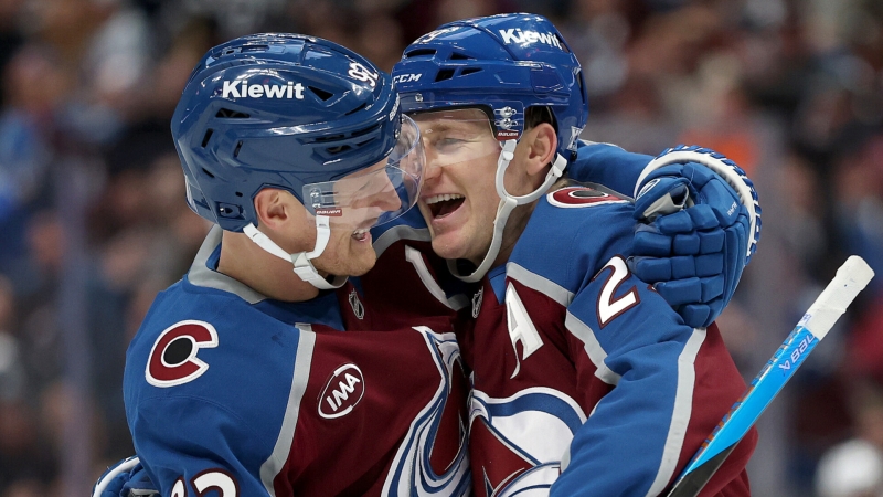 napadajushhijkoloradolandeskogpervymvistoriipoluchilpremiimesseimastertona36845dd Новости СПОРТА свежие события спорта Футбол Хоккей Теннис ММА
