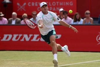 vchetverg18ijunjanatravjanomturnireatp500vqueensclublondonvelikobritanijasostojalismatchivtorogokrugad6da555 Новости СПОРТА свежие события спорта Футбол Хоккей Теннис ММА