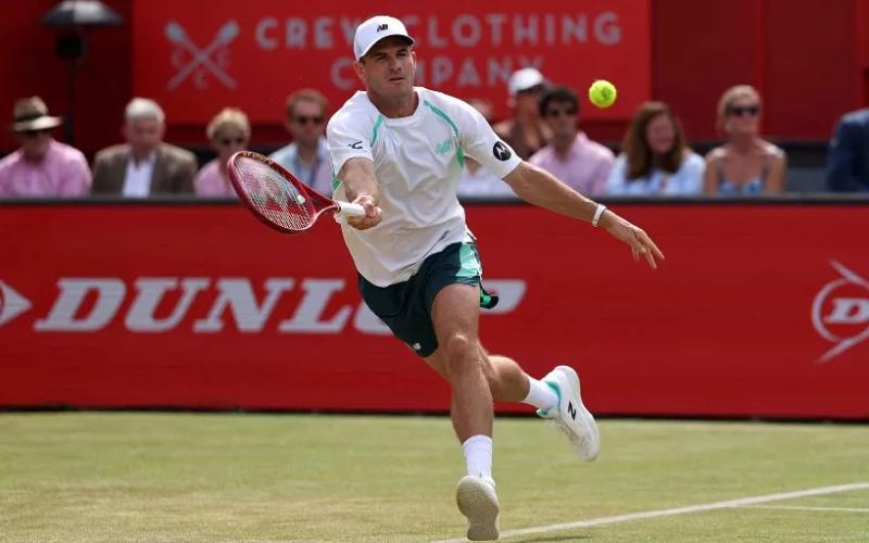 vchetverg18ijunjanatravjanomturnireatp500vqueensclublondonvelikobritanijasostojalismatchivtorogokrugad6da555 Новости СПОРТА свежие события спорта Футбол Хоккей Теннис ММА