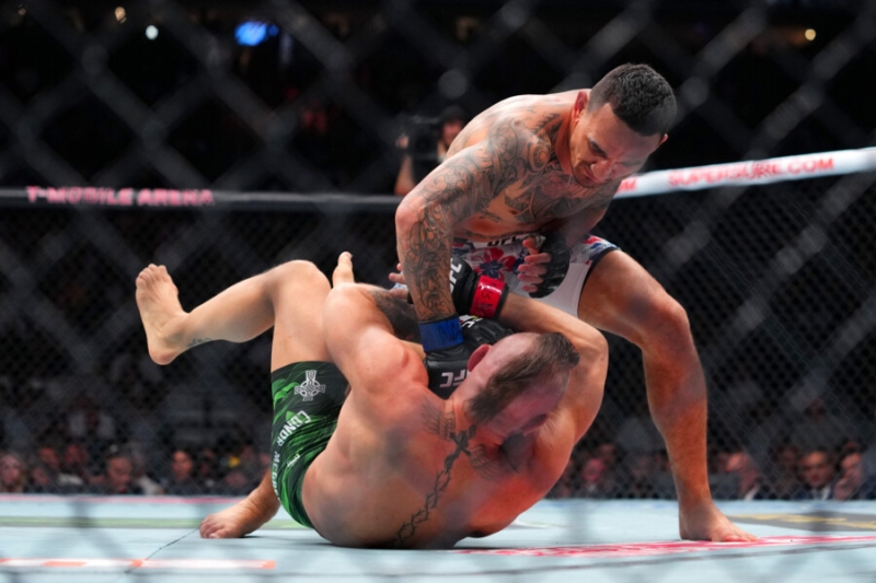 Позорное возвращение Макгрегора в UFC. На списанного чемпиона жалко смотреть