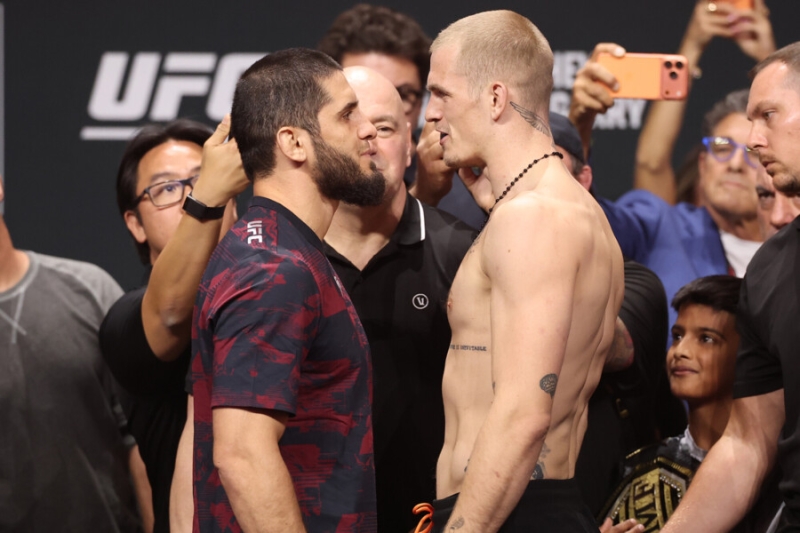 Историческая победа Махачева в UFC. Такого до Ислама не делал никто!