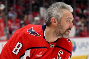ovechkinzajavilchtoposlezavershenijakareryvernetsjazhitvmoskvuf84cc98 Новости СПОРТА свежие события спорта Футбол Хоккей Теннис ММА