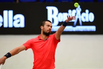 rossijskijtennisistkarlovskijdiskvalificirovannatrigodazanarushenieantidopingovyhpravil61a1bec Новости СПОРТА свежие события спорта Футбол Хоккей Теннис ММА