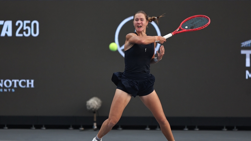 zaharovanesmoglavyjtivpolufinaltennisnogoturniravmemfise7eee2a8 Новости СПОРТА свежие события спорта Футбол Хоккей Теннис ММА