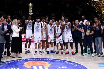 anadoluefesobygrallokomotivkubanistalobladatelemsuperkubkaedinojligivtbacb9b6c Новости СПОРТА свежие события спорта Футбол Хоккей Теннис ММА