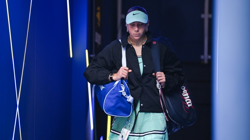 tennisistkaanisimovadosrochnozavershilasezonizzatravmyfdfd4d3 Новости СПОРТА свежие события спорта Футбол Хоккей Теннис ММА