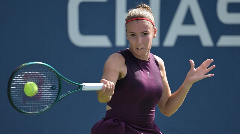 tennisistkaprozorovasnjalasspolufinalaturniravsingapureposletogokakejpopalimjachomvlico50369fa Новости СПОРТА свежие события спорта Футбол Хоккей Теннис ММА