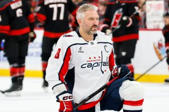 chempionnhlkrasivopoproshhalsjasovechkinymrossijskomugenijuaplodirovalavsjaarenac1ef771 Новости СПОРТА свежие события спорта Футбол Хоккей Теннис ММА