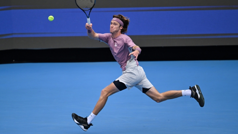 rublevproigraldesjatojraketkemirademinoruvchetvertfinaletennisnogoturniravpekine911c802 Новости СПОРТА свежие события спорта Футбол Хоккей Теннис ММА